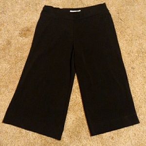White House Black Market capris